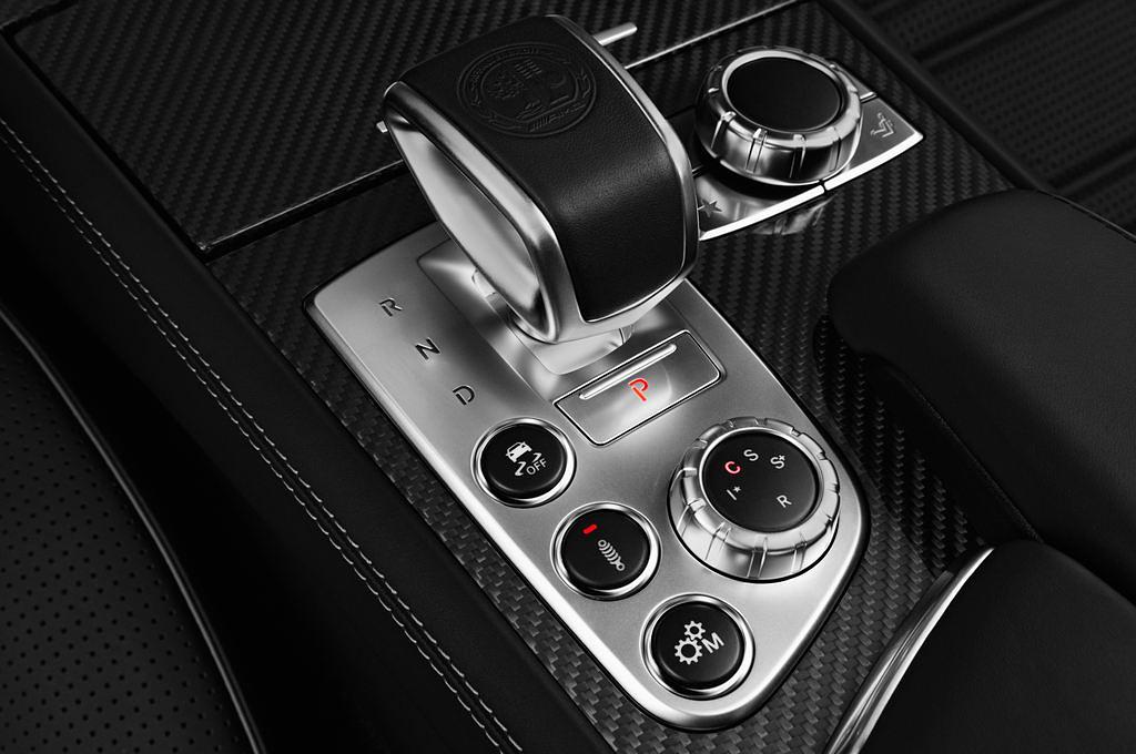 Mercedes SL Class (Baujahr 2017) AMG 63 2 Türen Schalthebel