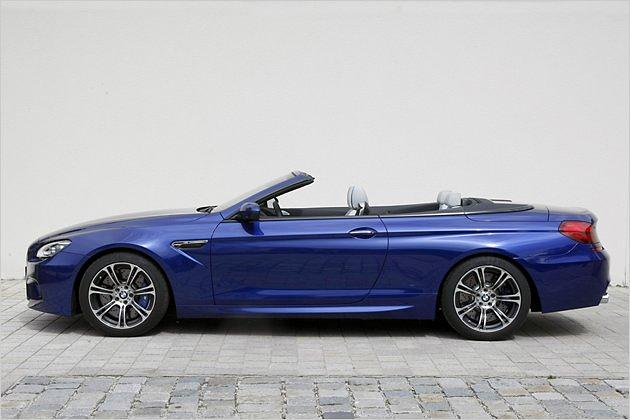 ... verschwindet unter einem eigenen Deckel im Heck des M6 Cabrios