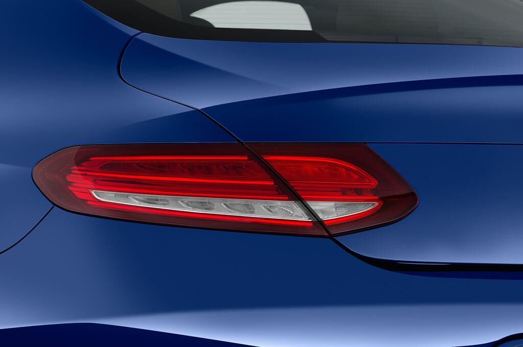 Mercedes C Class (Baujahr 2017) - 2 Türen Rücklicht