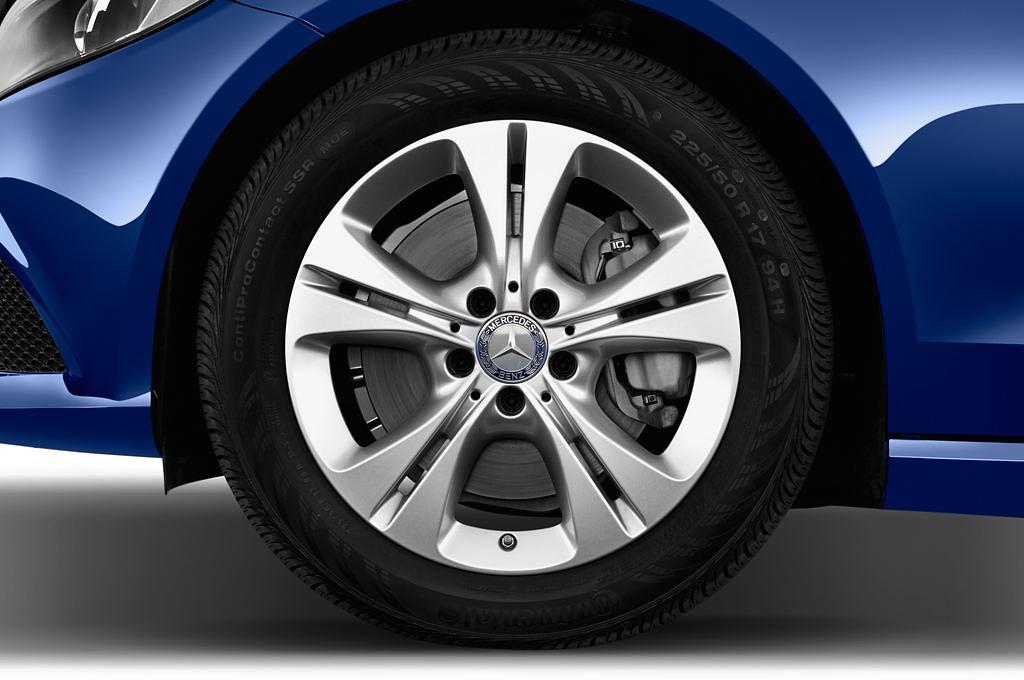 Mercedes C Class (Baujahr 2017) - 2 Türen Reifen und Felge
