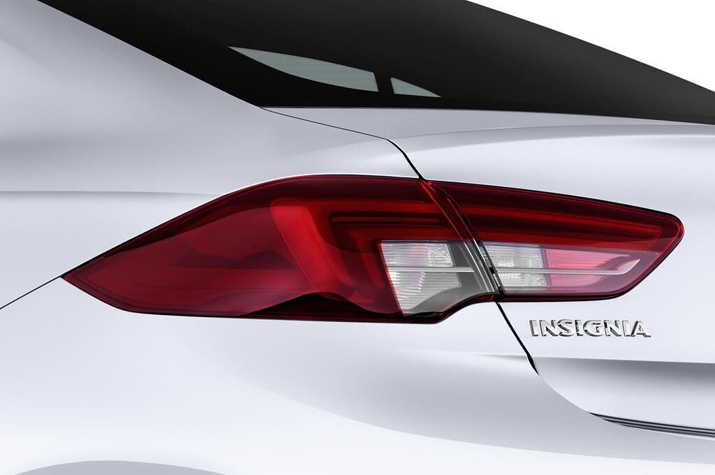 Opel Insignia Grand Sport (Baujahr 2017) Dynamic 5 Türen Rücklicht