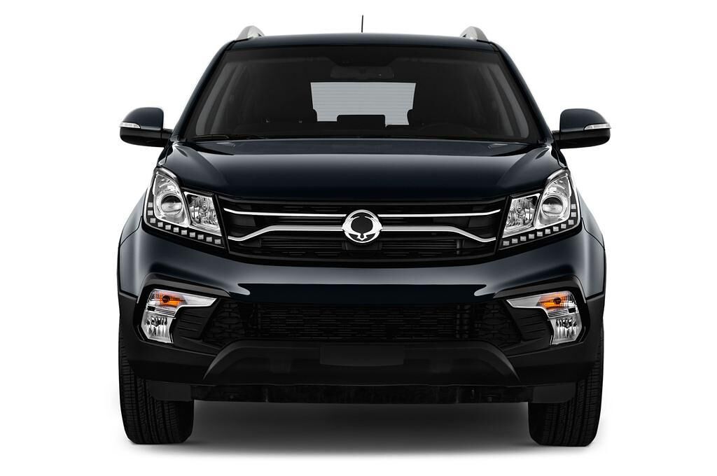 SsangYong Korando (Baujahr 2017) Quartz 5 Türen Frontansicht