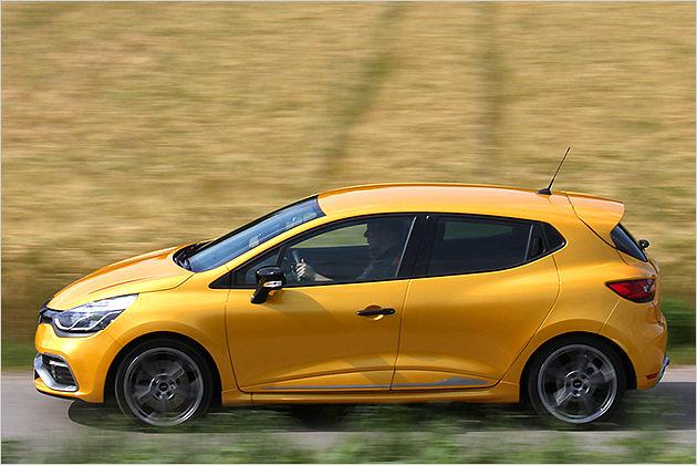 Erstmals gibt es den R.S. ausschließlich als Fünftürer