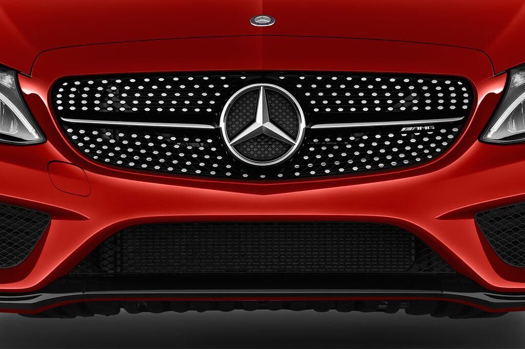 Mercedes C Class (Baujahr 2017) AMG C43 2 Türen Kühlergrill und Scheinwerfer