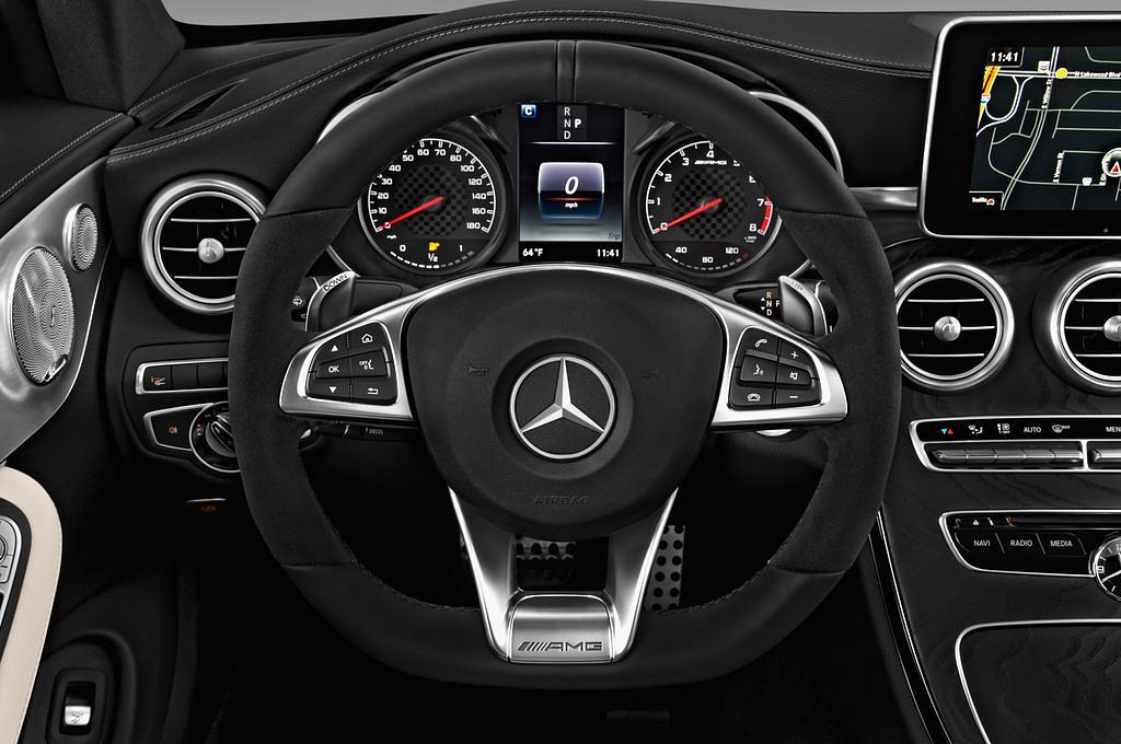 Mercedes C Class (Baujahr 2017) AMG C43 2 Türen Lenkrad