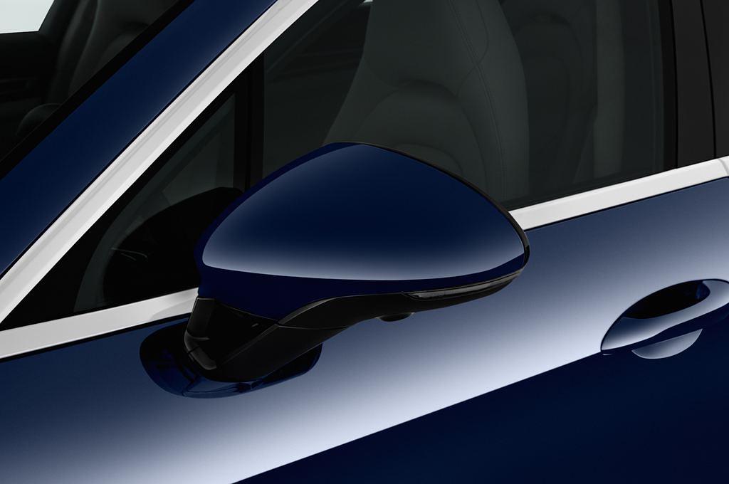 Porsche Panamera (Baujahr 2018) 4 E-Hybrid 4 Türen Außenspiegel