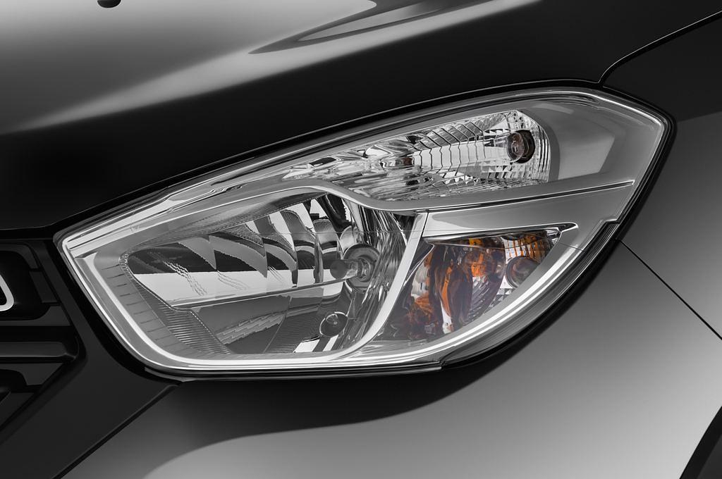 Dacia Dokker (Baujahr 2017) Stepway Celebration 5 Türen Scheinwerfer