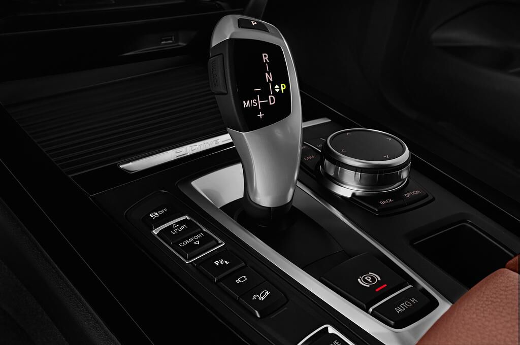 BMW X5 Plug-in Hybrid (Baujahr 2018) - 5 Türen Schalthebel