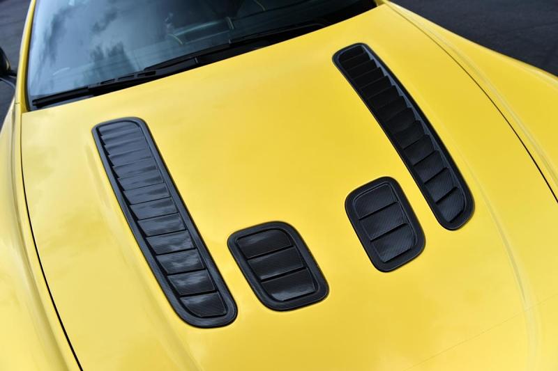 Aston Martin V12 Vantage S