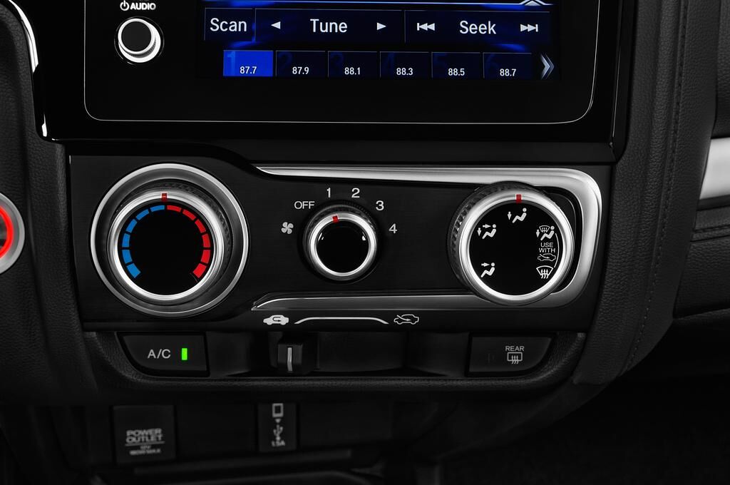 Honda Jazz (Baujahr 2018) Elegance 5 Türen Temperatur und Klimaanlage