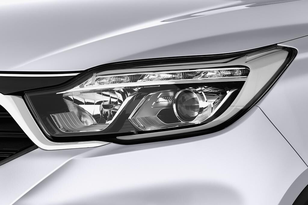 Ssangyong Rexton (Baujahr 2018) Sapphire 5 Türen Scheinwerfer