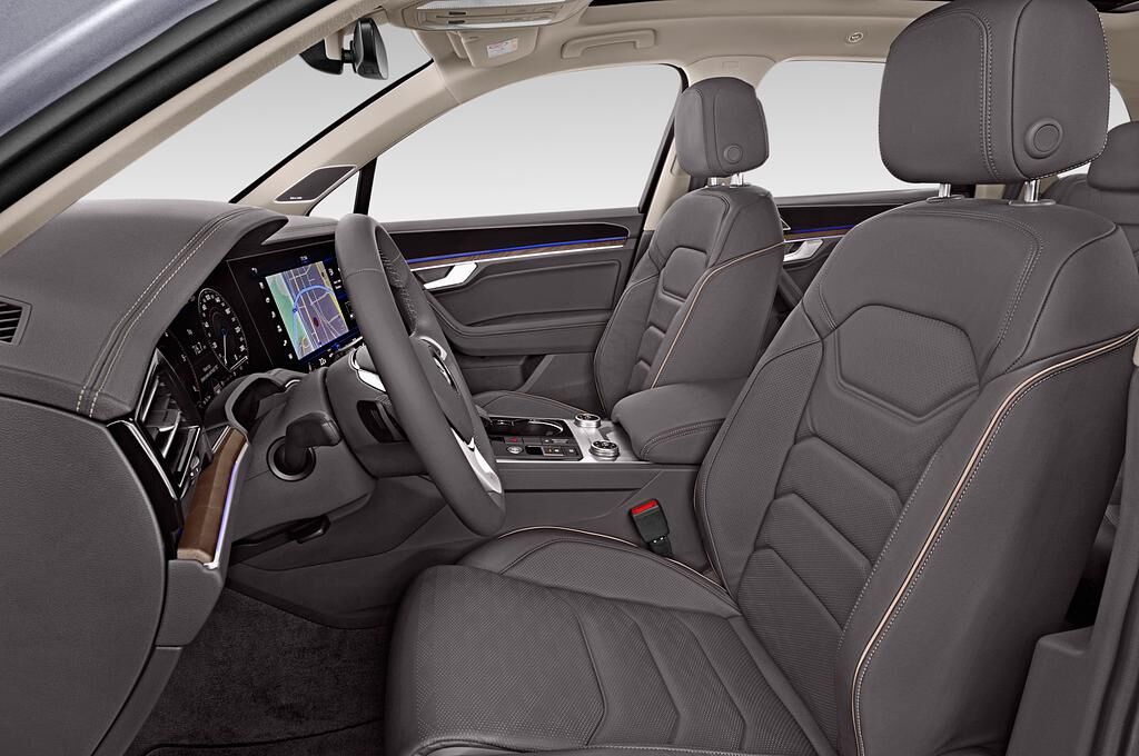 Volkswagen Touareg (Baujahr 2018) Design-Paket Atmosphere 5 Türen Vordersitze