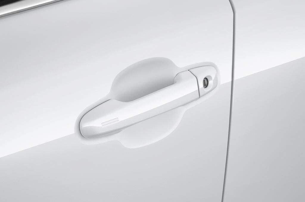 Toyota C-HR (Baujahr 2018) Selection 5 Türen Türgriff