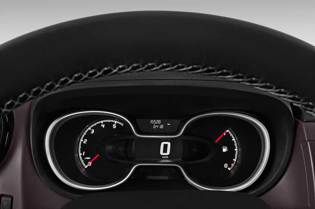 FIAT Talento Combi (Baujahr 2018) N1 5 Türen Tacho und Fahrerinstrumente