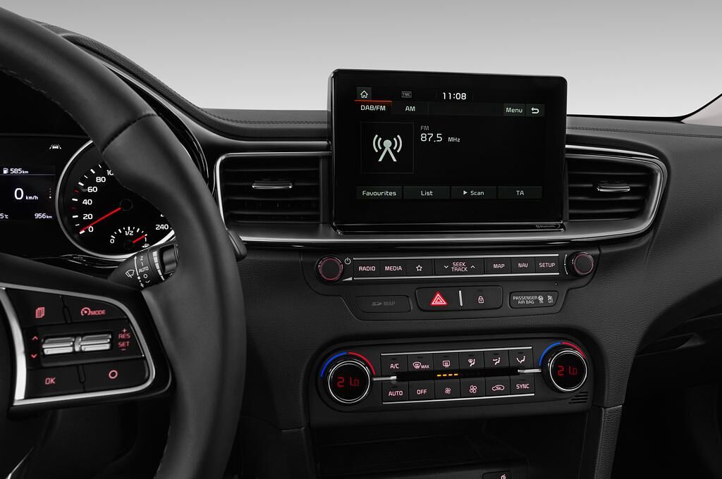 KIA Ceed (Baujahr 2019) Spirit 5 Türen Radio und Infotainmentsystem