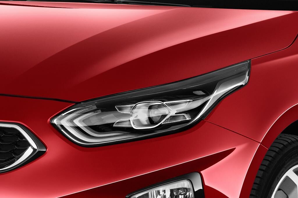 KIA Ceed (Baujahr 2019) Spirit 5 Türen Scheinwerfer