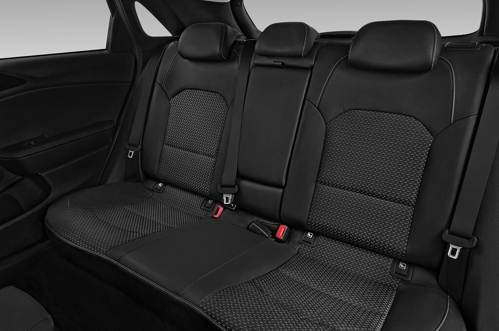 KIA Ceed (Baujahr 2019) Spirit 5 Türen Rücksitze