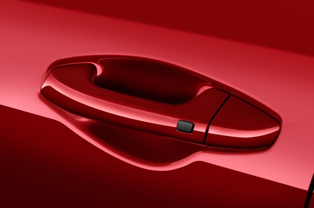 KIA Ceed (Baujahr 2019) Spirit 5 Türen Türgriff