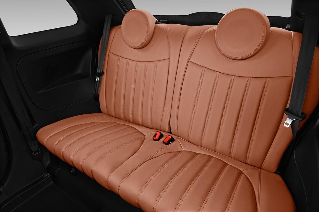 Abarth 595 (Baujahr 2018) Turismo 3 Türen Rücksitze