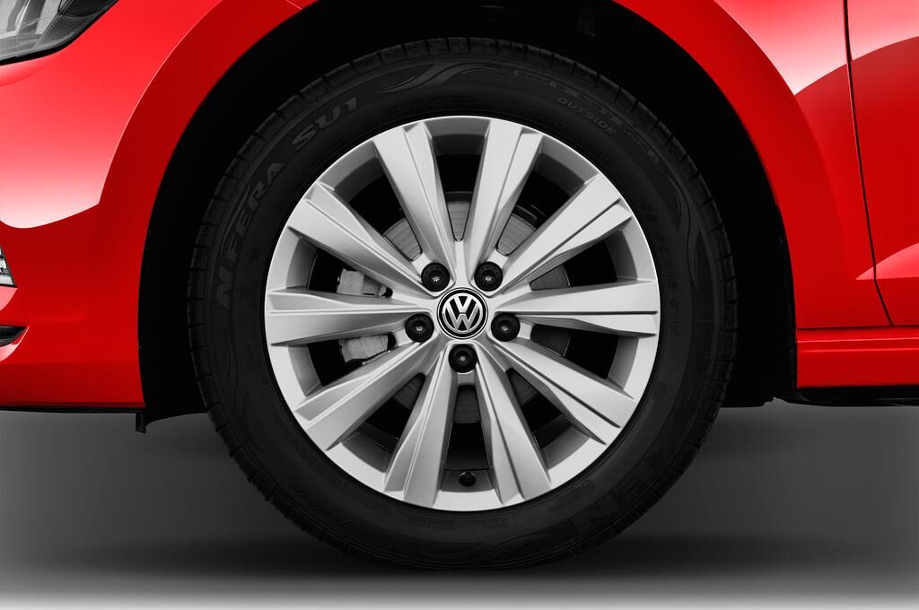 Volkswagen Polo (Baujahr 2018) Comfortline 5 Türen Reifen und Felge