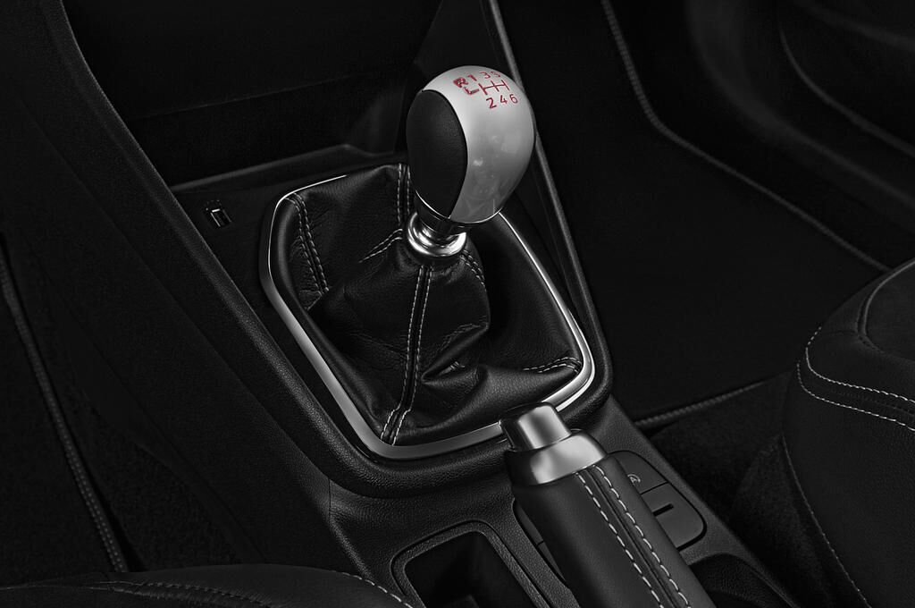 Ford Fiesta ST (Baujahr 2018) exklusiv-Paket 5 Türen Schalthebel