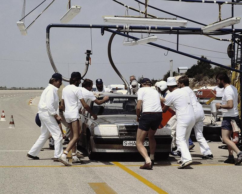 Mercedes-Benz 190 - Rekordfahrt in Nardo