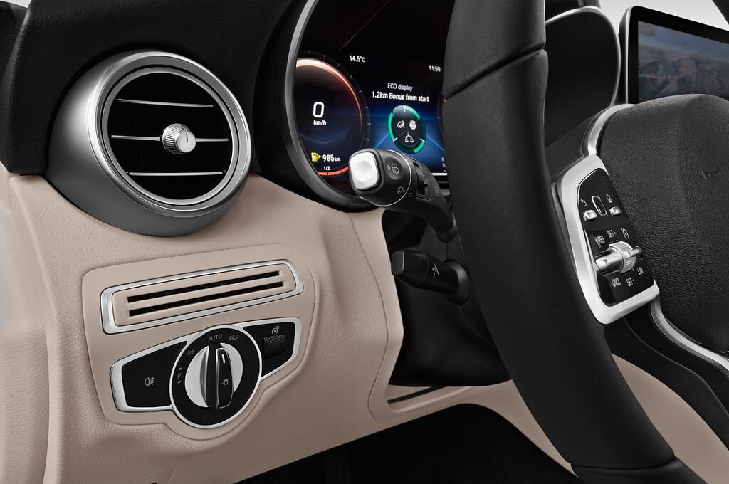 Mercedes C Class T-Modell (Baujahr 2019) Avantgarde 5 Türen Lüftung