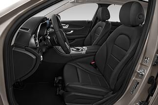 Mercedes C Class (Baujahr 2019) Avantgarde 4 Türen Vordersitze