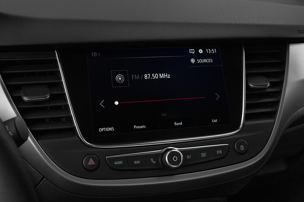 Opel Crossland X (Baujahr 2019) Edition 5 Türen Radio und Infotainmentsystem