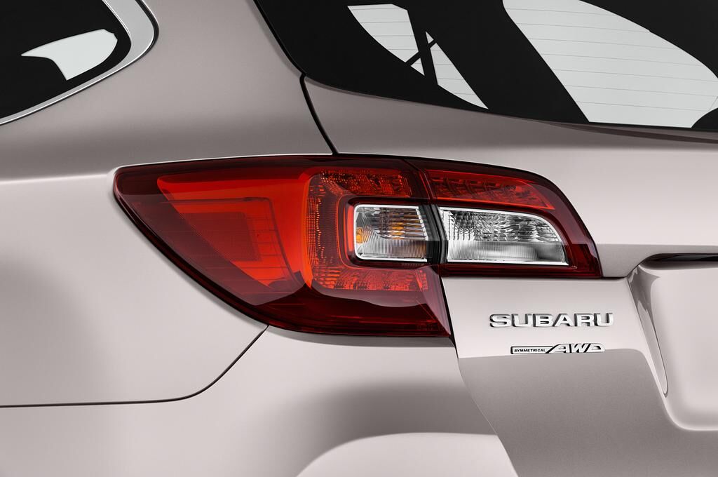 Subaru Outback (Baujahr 2019) Comfort 5 Türen Rücklicht