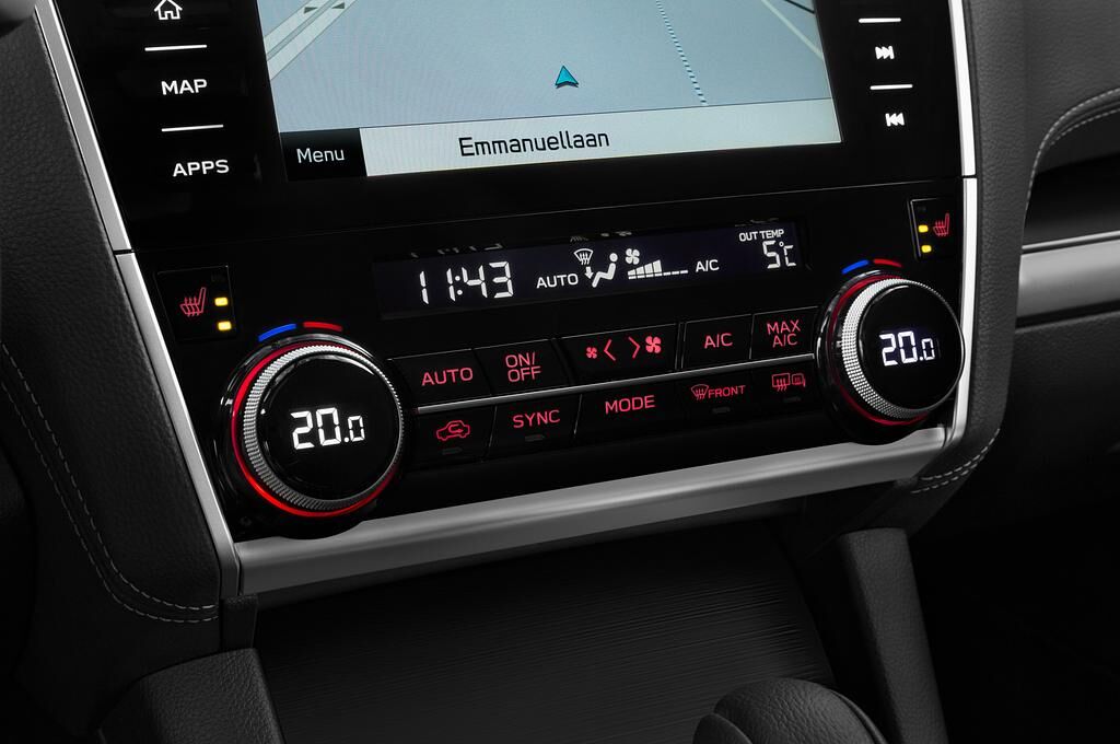 Subaru Outback (Baujahr 2019) Comfort 5 Türen Temperatur und Klimaanlage
