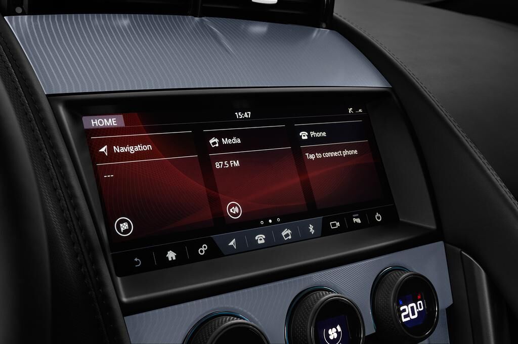 Jaguar F-Type (Baujahr 2019) R Dynamic 2 Türen Radio und Infotainmentsystem