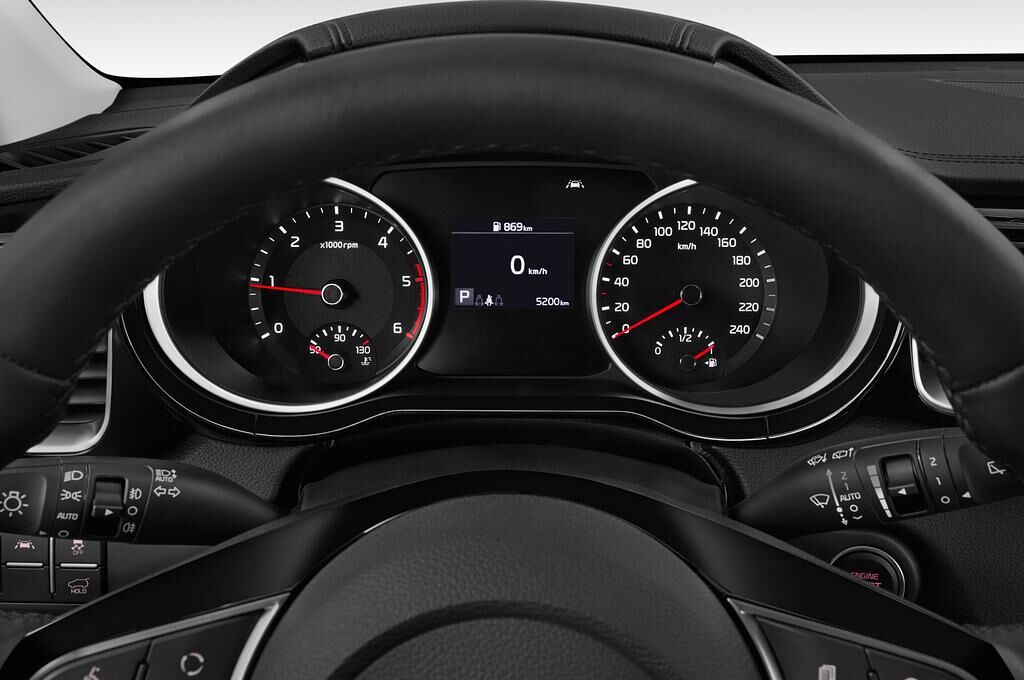 KIA Ceed SW (Baujahr 2019) Vision 5 Türen Tacho und Fahrerinstrumente