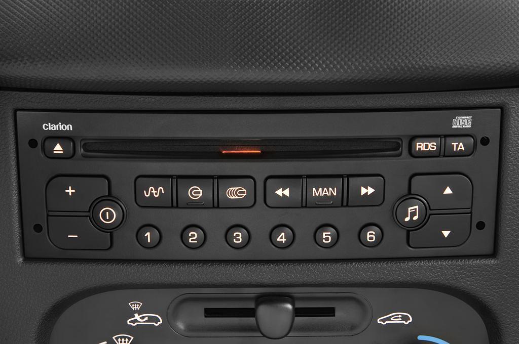 Peugeot 206+ (Baujahr 2009) - 3 Türen Radio und Infotainmentsystem