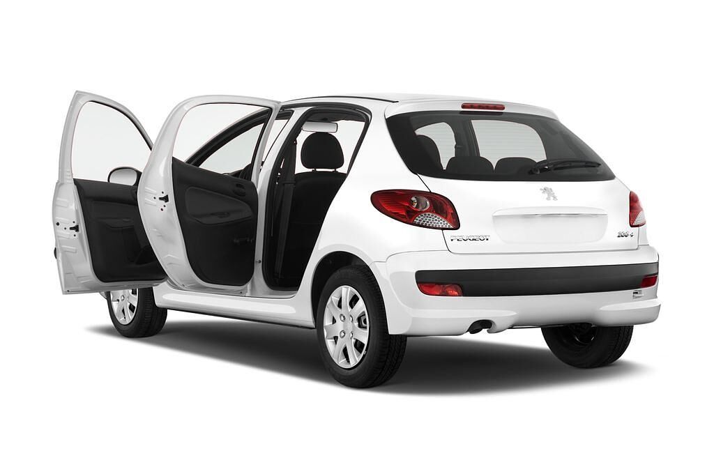 Peugeot 206+ (Baujahr 2010) - 5 Türen Tür geöffnet