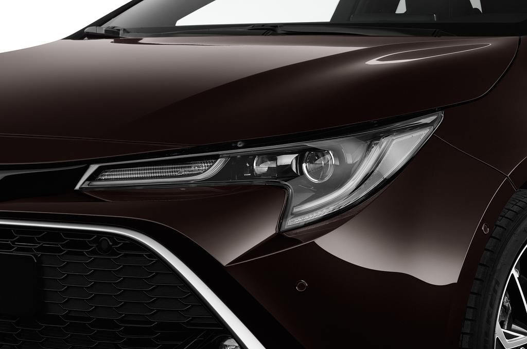 Toyota Corolla (Baujahr 2019) Hybrid Lounge 5 Türen Scheinwerfer