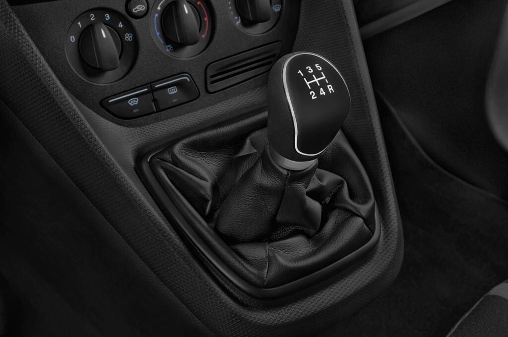 Ford Transit Connect (Baujahr 2015) Trend 5 Türen Schalthebel
