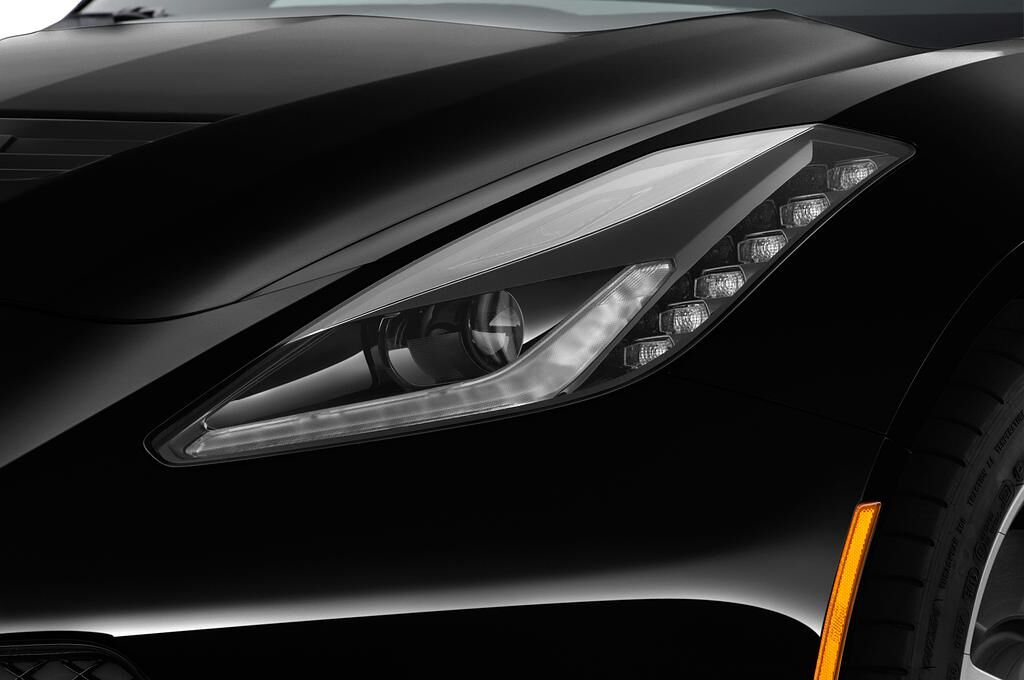 Chevrolet Corvette Stingray (Baujahr 2018) 3LT 2 Türen Scheinwerfer