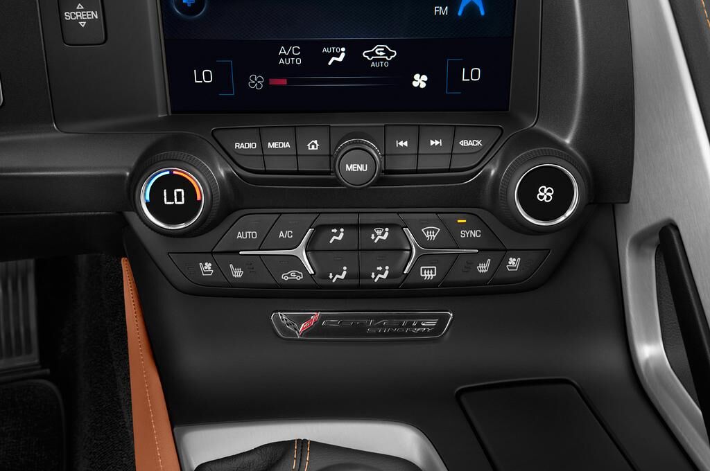 Chevrolet Corvette Stingray (Baujahr 2018) 3LT 2 Türen Temperatur und Klimaanlage