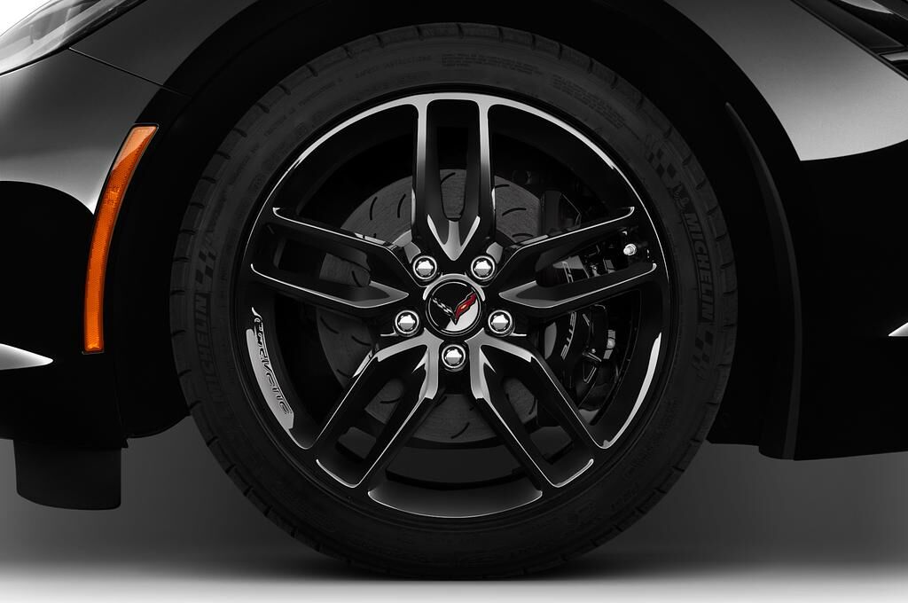Chevrolet Corvette Stingray (Baujahr 2018) 3LT 2 Türen Reifen und Felge