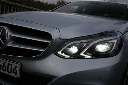     (Baujahr ) Heck + rechts