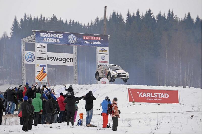 Bis zu 41 Meter weit sprangen die WRC-Fahrzeuge in diesem Jahr.