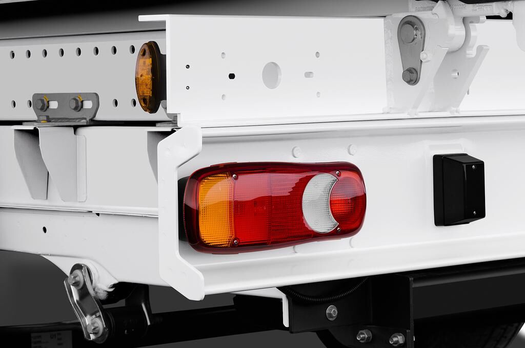 Peugeot Boxer (Baujahr 2019) - 4 Türen Rücklicht