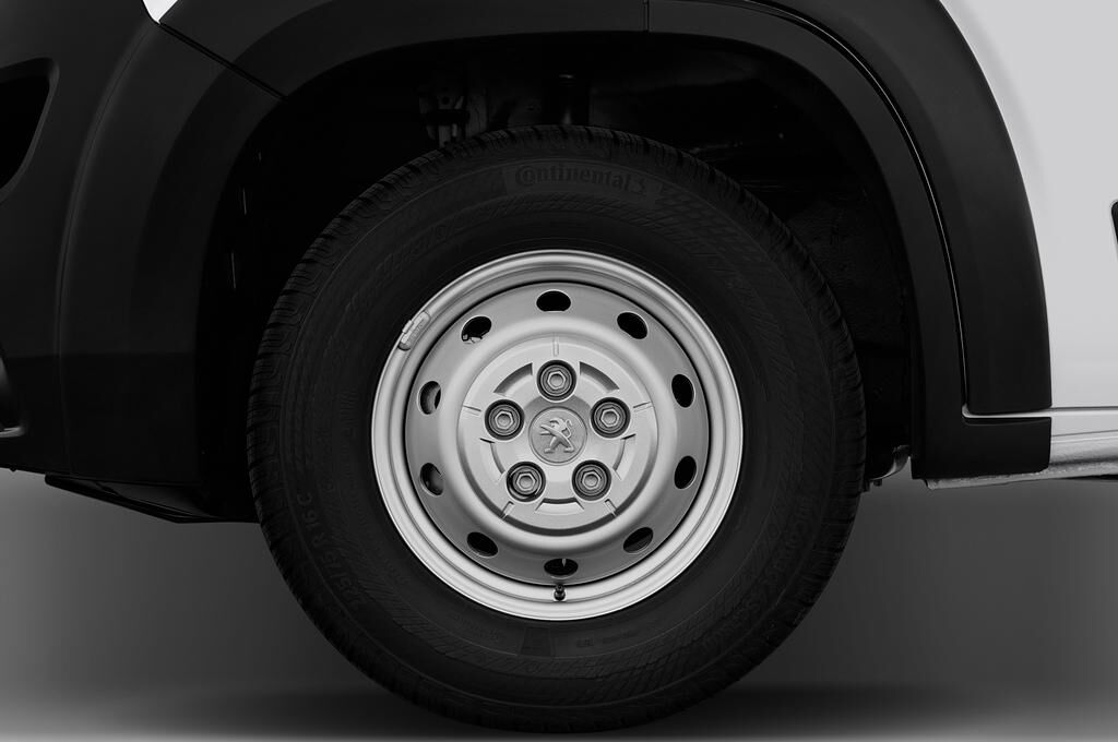 Peugeot Boxer (Baujahr 2019) - 4 Türen Reifen und Felge