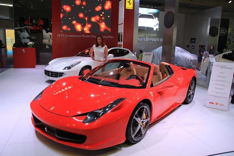 Ferrari 458 Spider und Ferrari FF