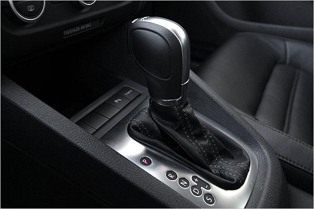 Die Kraft wird über ein Siebengang-Doppelkupplungsgetriebe übertragen