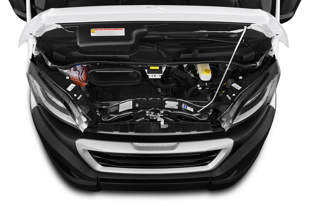 Peugeot Boxer (Baujahr 2017) PRO SR 4 Türen Motor