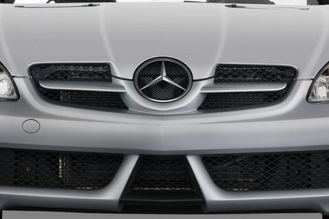 Mercedes SLK (Baujahr 2010) 350 2 Türen Kühlergrill und Scheinwerfer