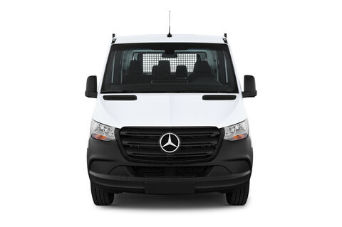 Mercedes Sprinter DC (Baujahr 2019) - 4 Türen Frontansicht