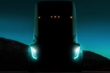 Tesla auf Wachstumskurs - Neues SUV und Lkw geplant
